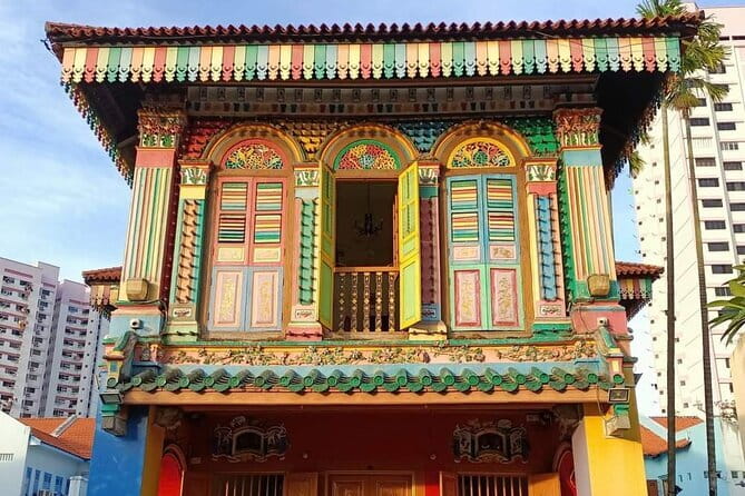 5 hours Little India, Kampong Glam, Chinatown with 9 Food Tasting - Kampong Glam: Haji Lane, Sultan Mosque, and Malay flavors