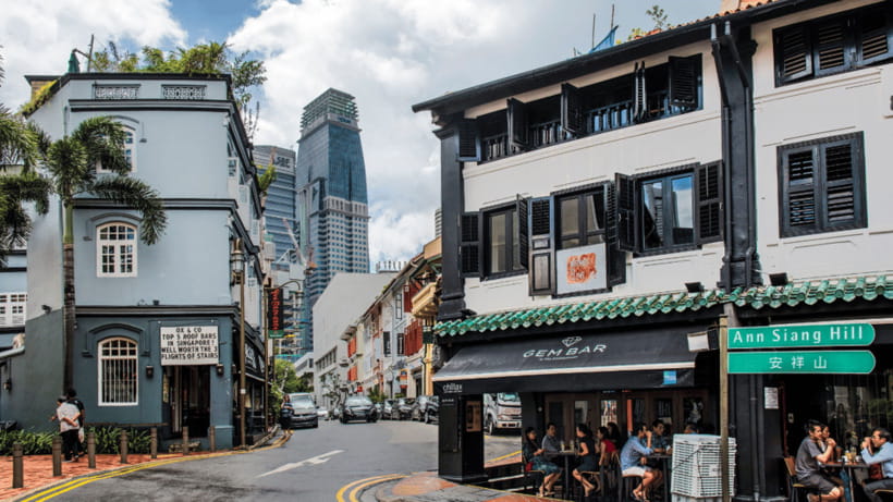 Chinatown Hidden Treasures Local Guided Walking Tour - Guides, pace, and group experience