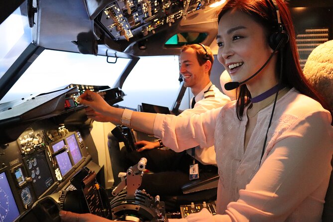Flight Experience Singapore - A 180-degree screen and the feeling of flight