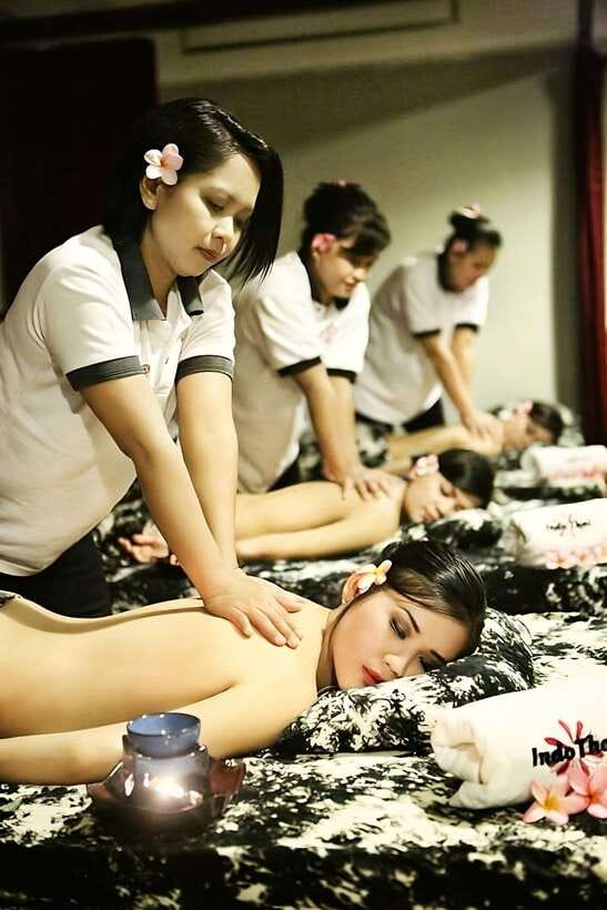 From Singapore, Batam Heritage Day Tour with Lunch & Massage - Batam layer cake and the taste of home baking