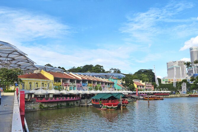 Highlights of Singapore Instagram Walking Tour - Starting at Clarke Quay