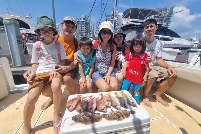 Join-in Yacht Fishing at the Southern Islands of Singapore - Seasickness, rain, and the practical details