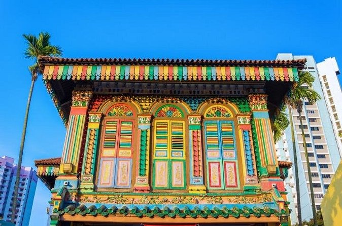 Kampong Glam and Little India Join-in Walking Tour - Tan Teng Niah’s house breaks the pattern