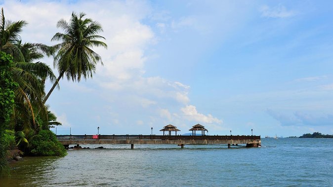 Kayak Sailing in Singapore, Mangrove, Kelong & Pulau Ubin, Seafood Meal Included - Key points to know before booking