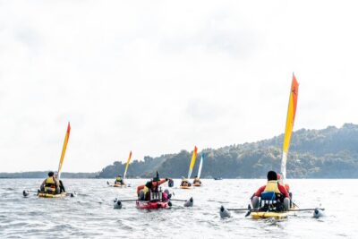 Kayak Sailing in Singapore, Mangrove, Kelong & Pulau Ubin, Seafood Meal Included