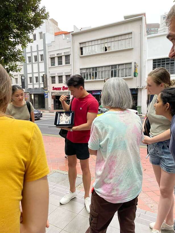 LGBTQ History Walking Tour in Singapore - Reading the city through actual places