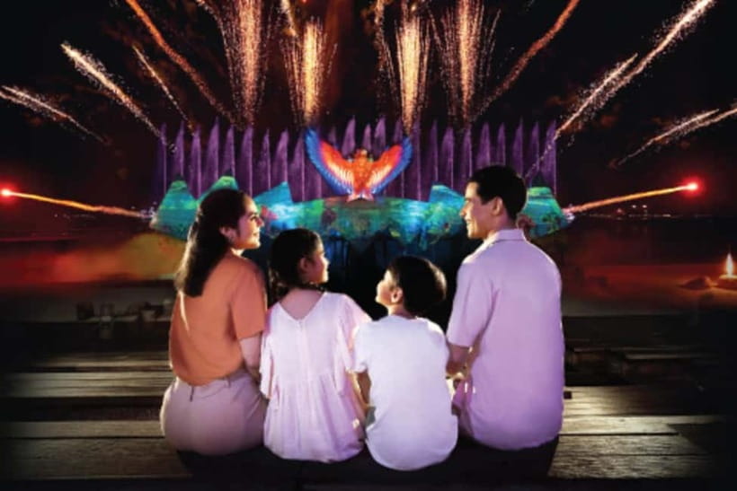 Light to Night:Singapore River Cruise,Wings of time,Sentosa - The 35-minute Singapore River cruise