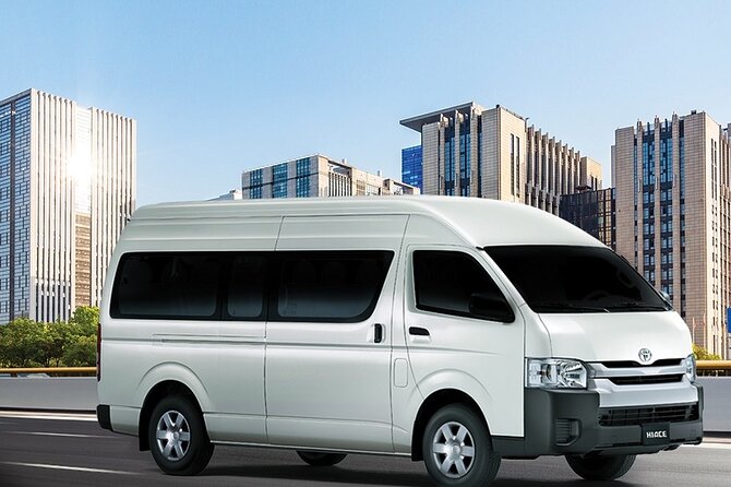 Luxurious Private Airport/Cruise Transfer Singapore - Meeting your chauffeur and getting moving