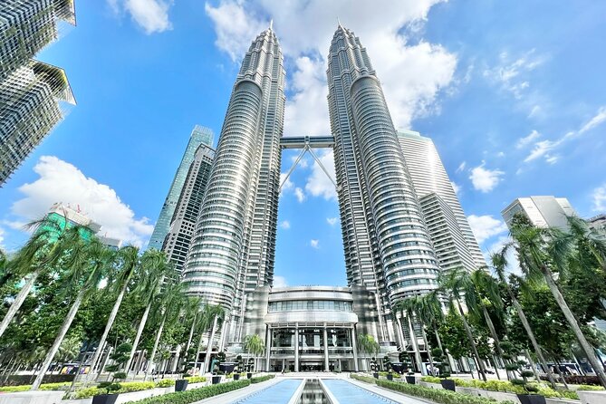 LUXURY Private day tour: Kuala Lumpur & Malacca from Singapore by licensed guide - Dutch Square and the colonial center