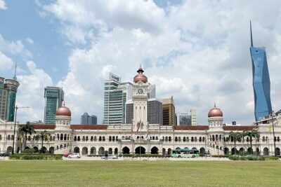 LUXURY Private day tour: Kuala Lumpur & Malacca from Singapore by licensed guide