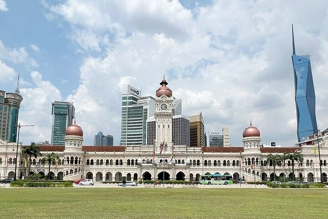 LUXURY VIP bus: Kuala Lumpur (KL) guided day tour from Singapore - Sri Durgai Amman Temple and Malaysia’s Hindu traditions
