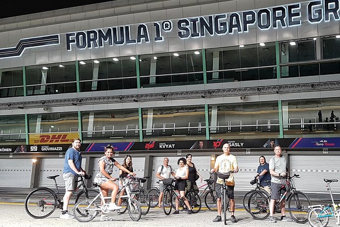 Marina Bay Night Cycling Tour - Marina Bay Sands and the Gardens by the Bay lights