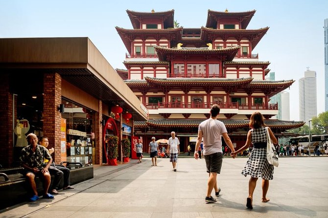 Michelin Premium Food Tour with Hawker Centre & Chinatown Tour - The real value of $117.07