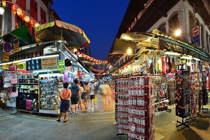 Michelin Premium Food Tour with Hawker Centre & Chinatown Tour - Comfort, dietary needs, and the walking pace