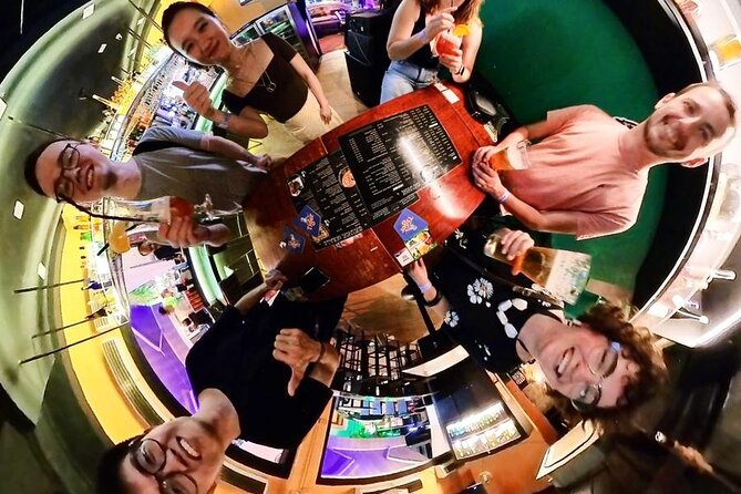 Party Singapore Bespoke Pub Crawl - Why this Singapore pub crawl works for a first night out