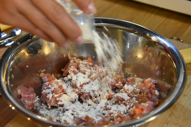 Peranakan Cooking Class in Singapore, near Lavender MRT Station - What the hands-on cooking actually feels like