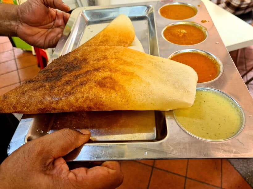 Personalised 3in1 Food Tour: 3 Cultural Trails of Singapore - Why three Singapore neighborhoods make sense in one food tour