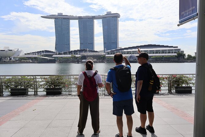 Private Customized Walking Tour with English Tour Guide - Why a private Singapore walk can work so well