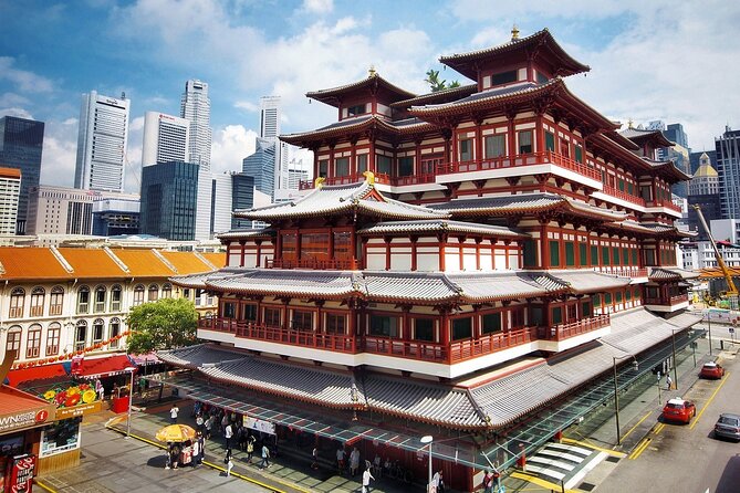 Private Singapore Chinatown, Little India and Temples Guided Tour - Chinatown: old shops beside modern Singapore