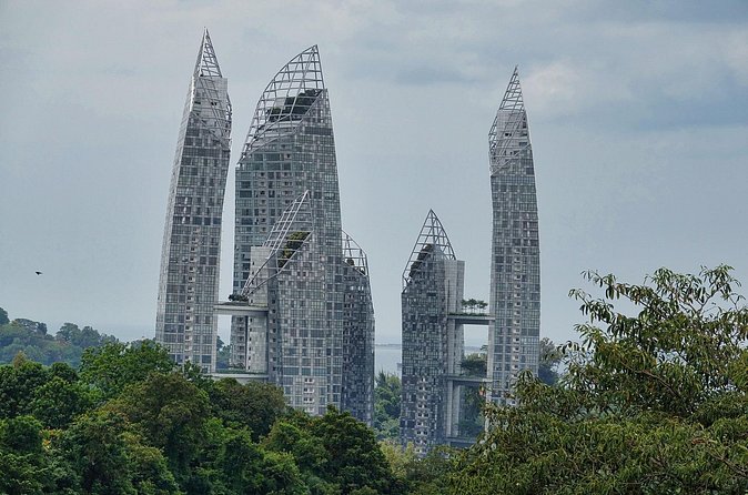 Private Singapore Full Day Highlights Tour with River Cruise Ride - Geylang Serai and the ride back