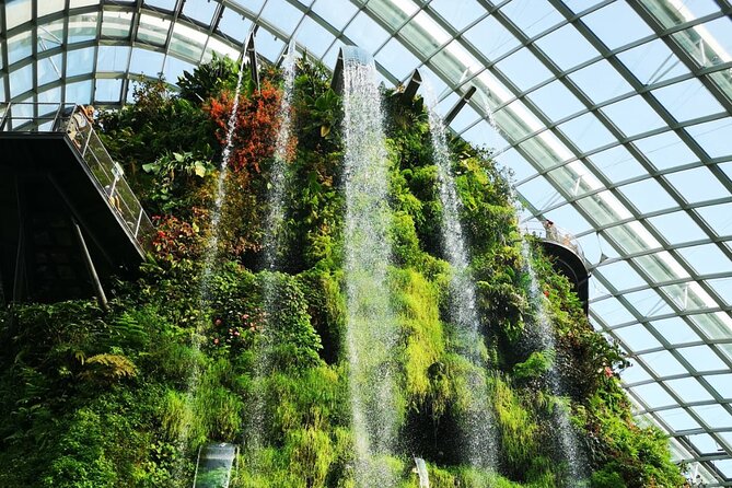 Private Singapore Night Tour with Gardens by the Bay&River Cruise - Marina Barrage for open city views