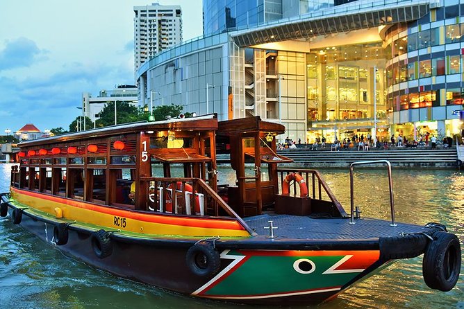 Private Singapore Night Tour with Gardens by the Bay&River Cruise - Light shows and a flexible evening route
