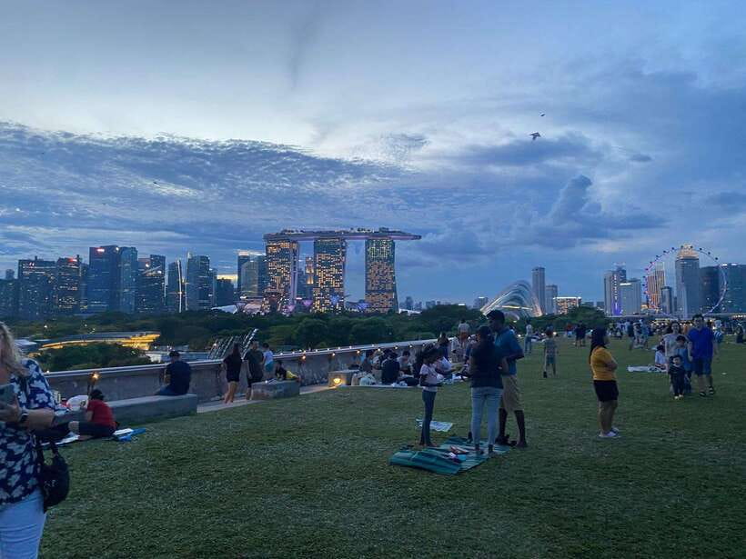 Private Tour sightseeing Marina Bay Sands+River Cruise(Max6) - Why this small evening tour works