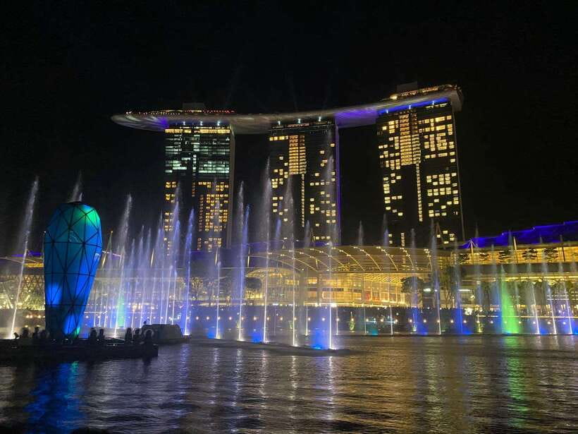 Private Tour sightseeing Marina Bay Sands+River Cruise(Max6) - Starting above the city at Marina Bay Sands SkyPark
