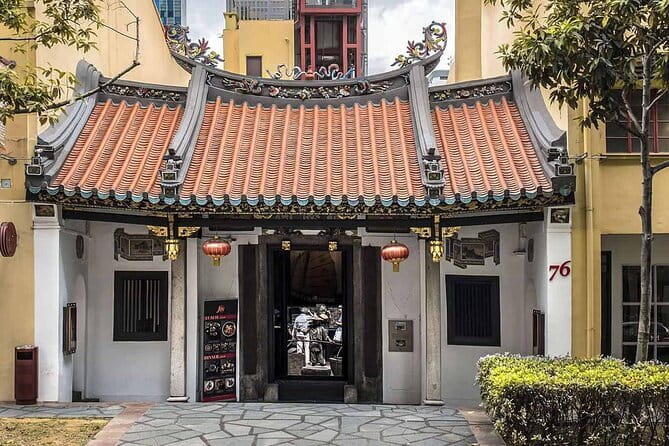 Signature Urban Night Tour: Sunset Street Food in Singapore - Starting at Telok Ayer and Fuk Tak Chi Museum