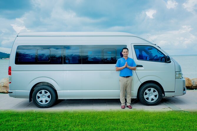 Singapore Airport Private Transfer - Cars, minivans, and luggage limits