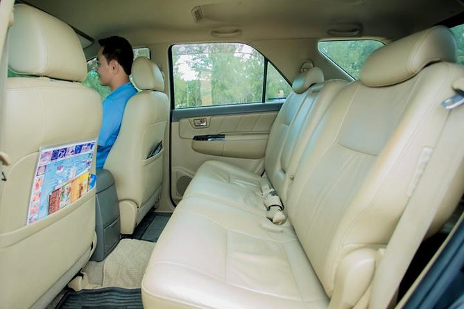 Singapore Airport Private Transfer - The driver experience and local advice