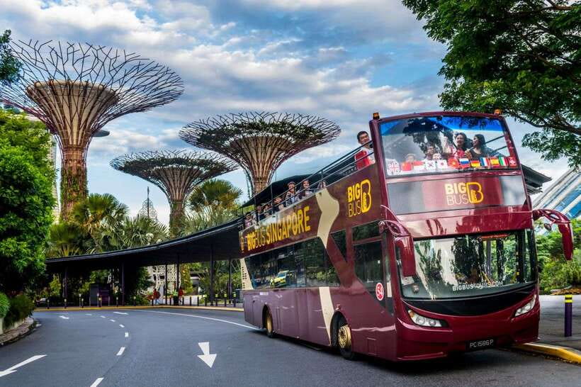 Singapore: Big Bus Hop-On Hop-Off Tour by Open-Top Bus - Yellow Route: Marina Bay, gardens, and shopping streets