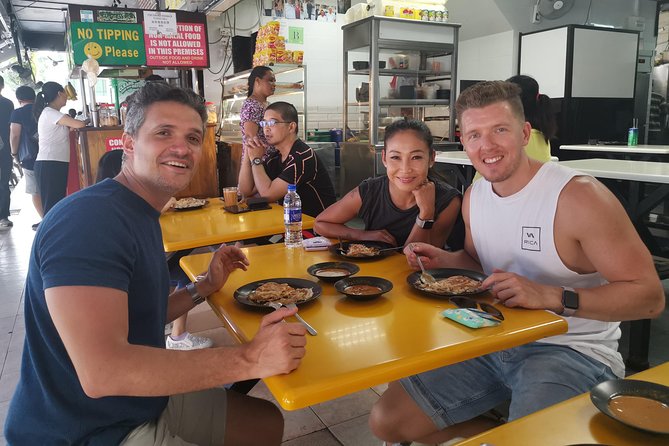 Singapore Bike and Bites Food Tour - What the cycling feels like in practice