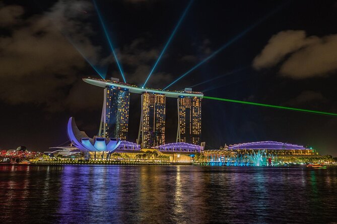 Singapore by Night Top Senic Sightseeing Private Tour - The Singapore River by boat
