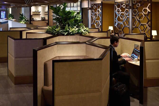 Singapore Changi Airport Plaza Premium Lounge at Terminal 1 - Key points to know before booking