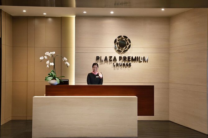 Singapore Changi Airport Plaza Premium Lounge at Terminal 1 - Service can be a real strength