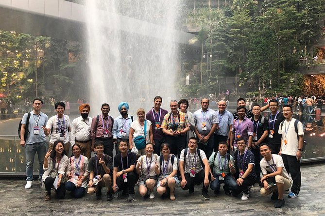 Singapore Changi Jewel Highlights Walking Tour - Shops, restaurants, staff, and robots