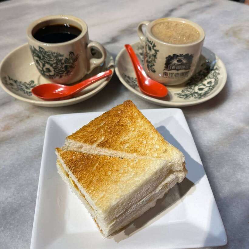 Singapore: Chinatown Hawker Guided 8-Dish Tasting Tour - Why Chinatown is the right place for a food tour