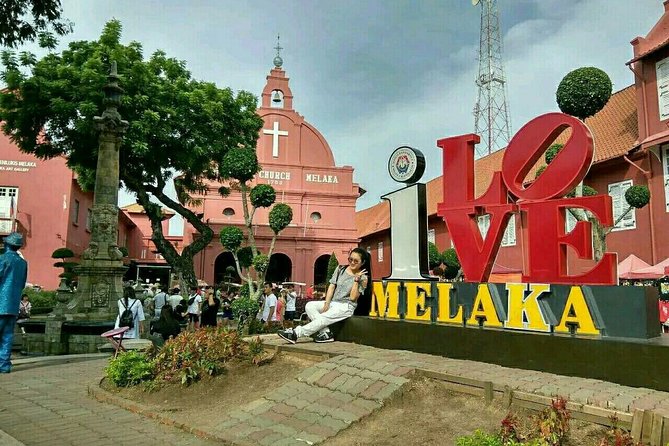 Singapore City To Kuala Lumpur City En-route Malacca Heritage Tour - Singapore pickup and the long road north