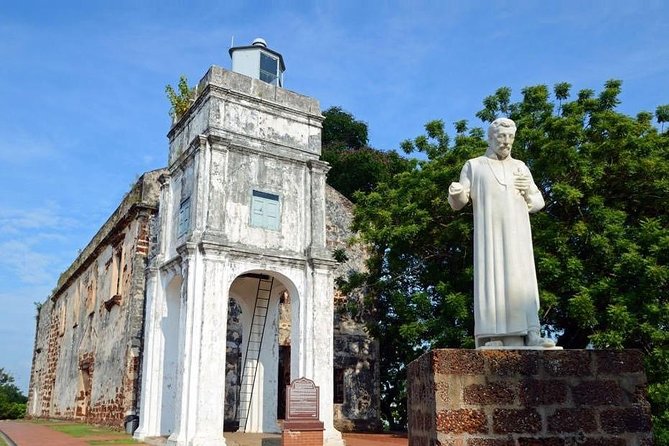 Singapore City To Kuala Lumpur City En-route Malacca Heritage Tour - Cheng Hoon Teng Temple and three traditions