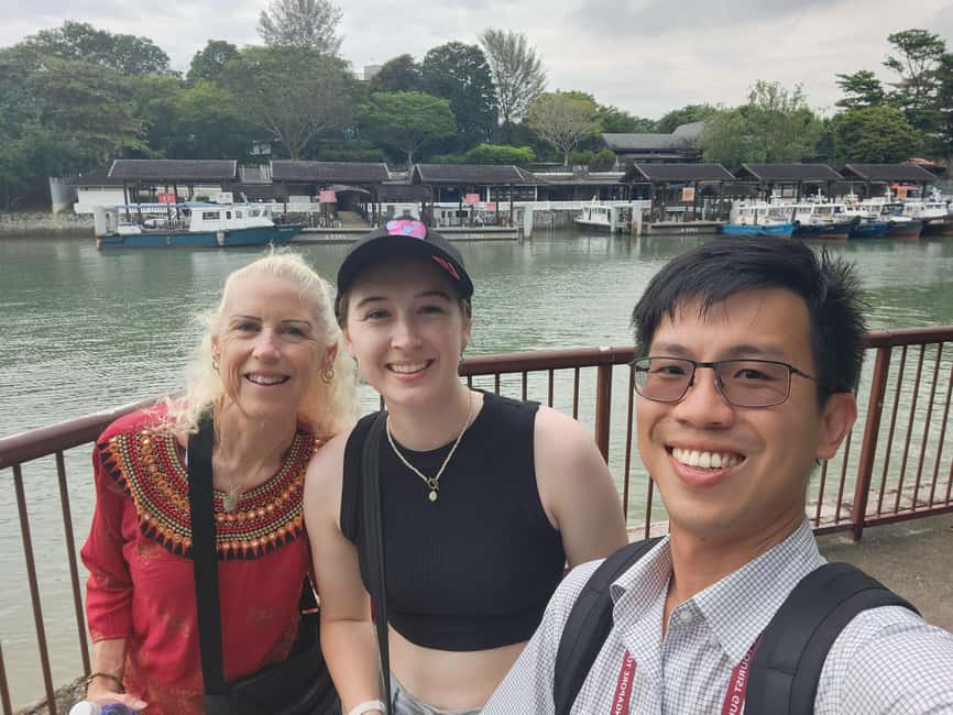 Singapore: Customized Private Tours (Car/Bus/Walking) - Key reasons to consider this Singapore tour