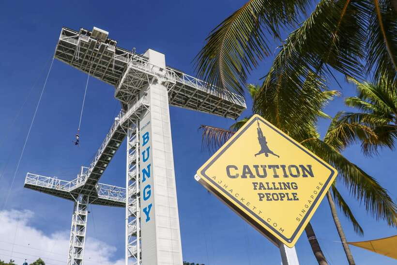 Singapore: Explorer Pass Save up to 50% on 2-7 Attractions - Cable Cars, Sentosa, and family activities