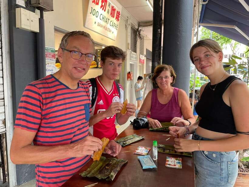 Singapore: Food and Bike Tour: Katong District - Who should book this Katong tour?