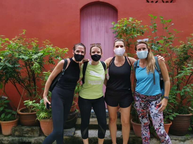 Singapore: Food and Bike Tour: Katong District - Eating your way through Katong