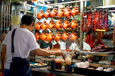 Foodie Experience Guided Tour with 5 Tastings