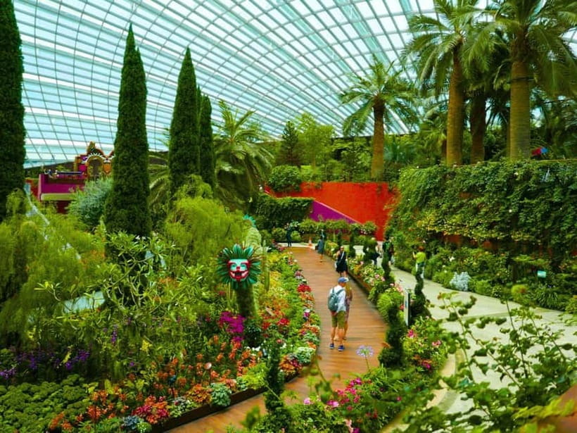Singapore: Gardens by the Bay & Jurassic World with Pickup - How the three hours really work