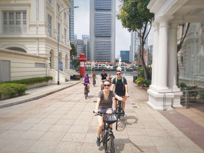 Singapore: Historical Half-Day Bike Tour - Marina Bay, the Merlion, and the F1 Route