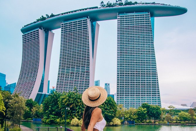 Singapore Instagram Private Walking Tour (Private & All-Inclusive) - Lunch, drinks, and the value of the longer version