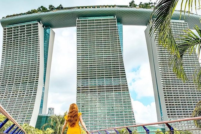 Singapore Instagram Private Walking Tour (Private & All-Inclusive) - What the guides add to the day