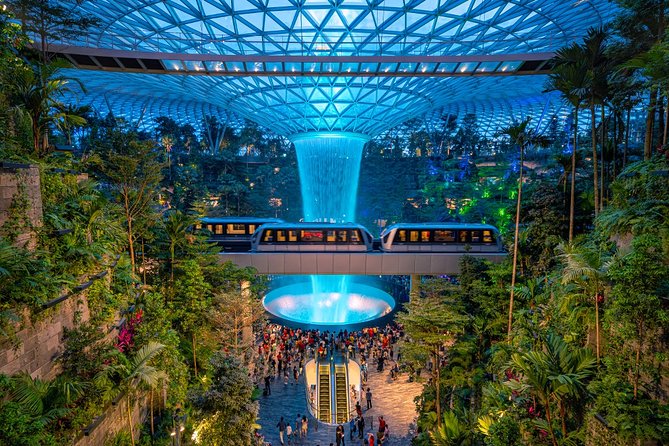 Singapore: Jewel Changi Airport - Who will enjoy Jewel most?
